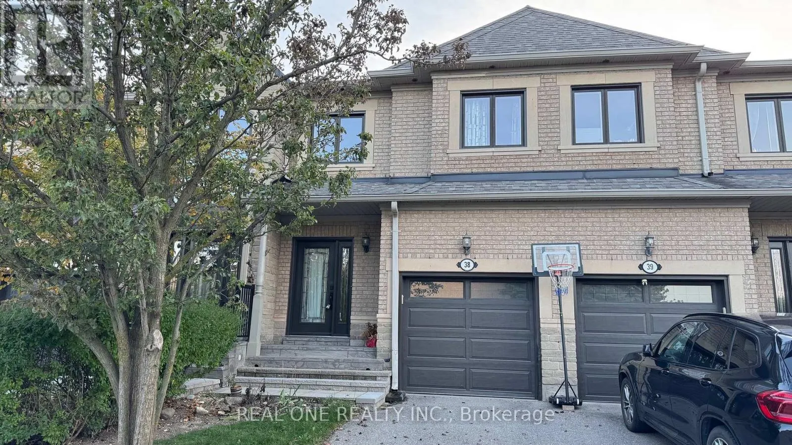 38 - 2250 ROCKINGHAM DRIVE