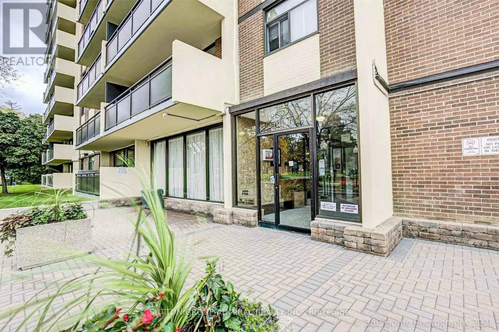 412 - 5 FRITH ROAD S