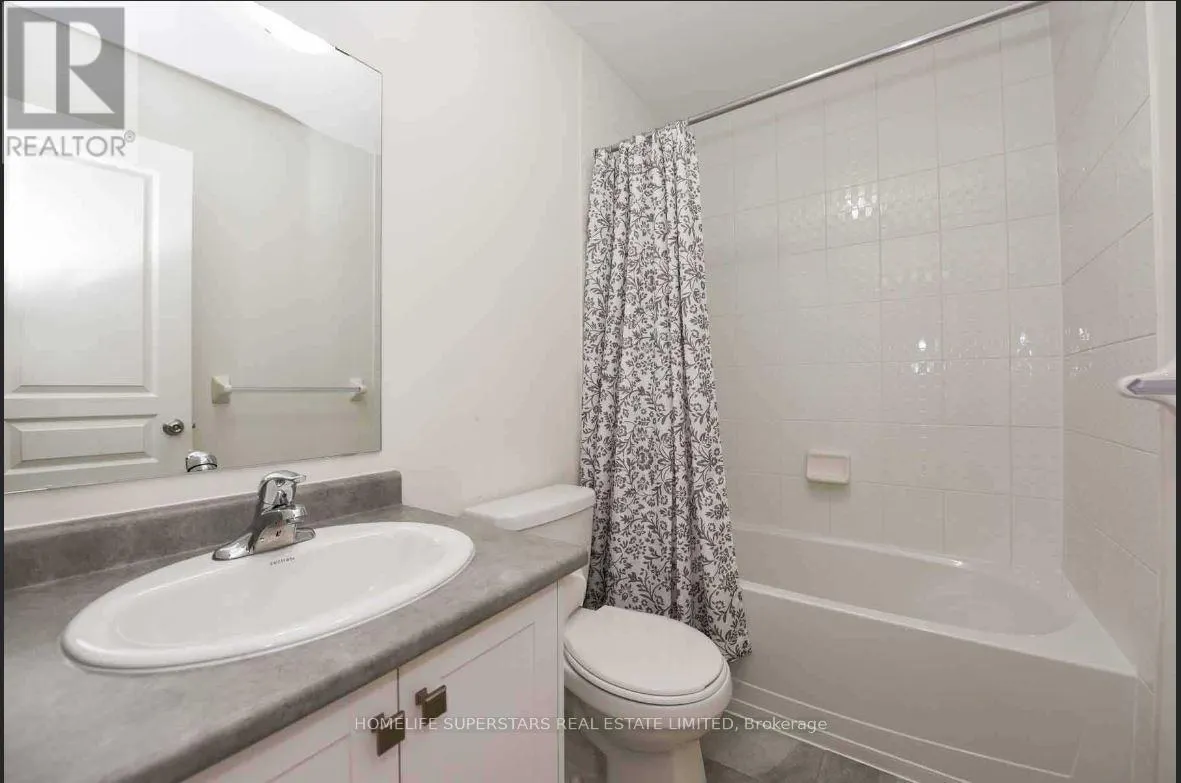 40 - 9 ASPEN HILLS ROAD