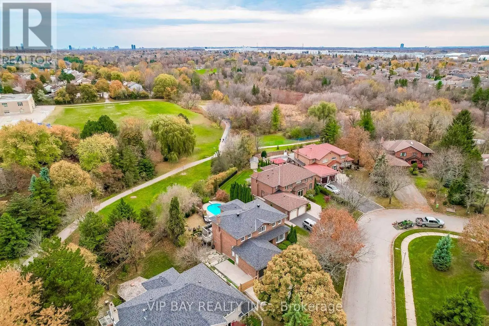 40 DAWNRIDGE TRAIL
