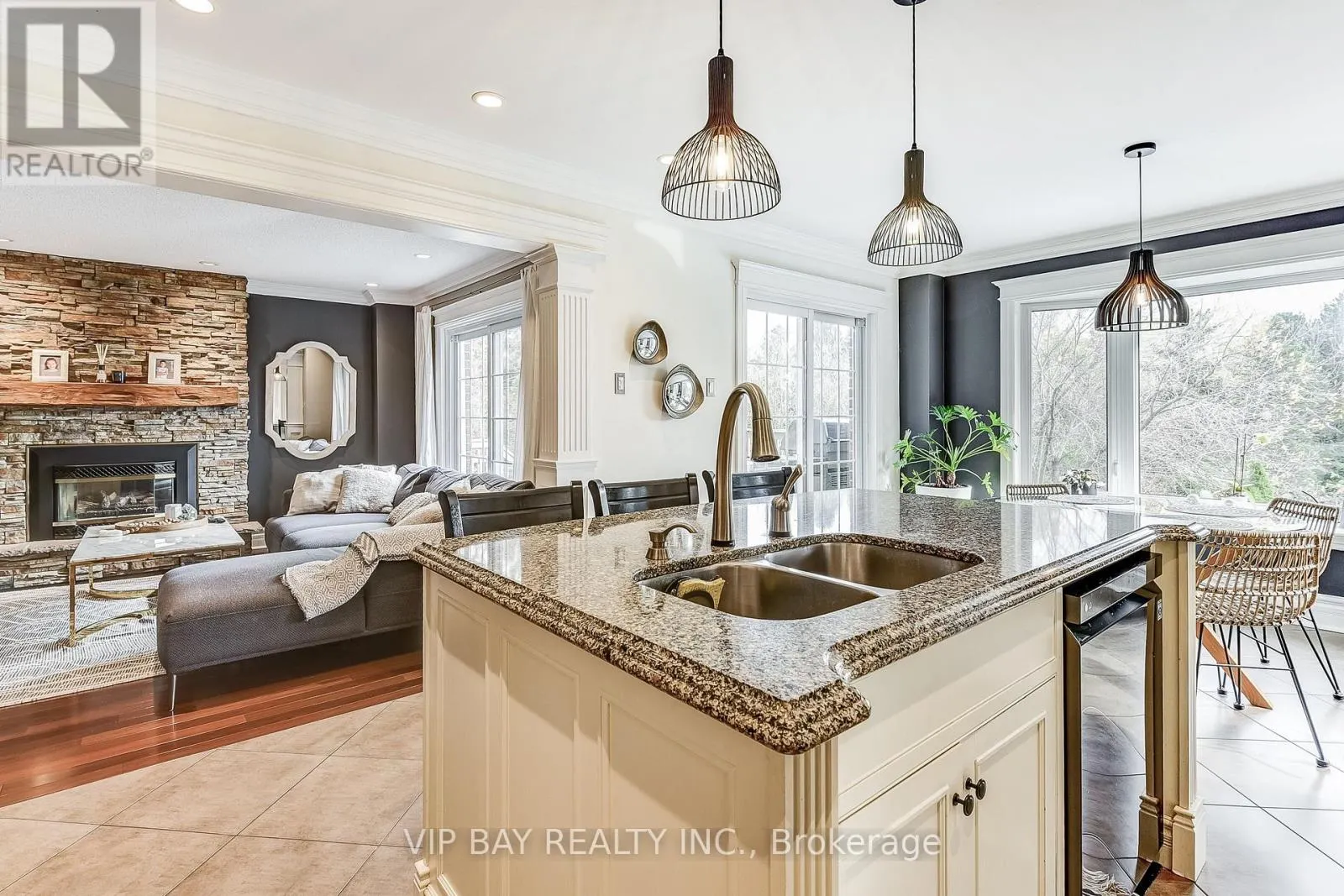 40 DAWNRIDGE TRAIL