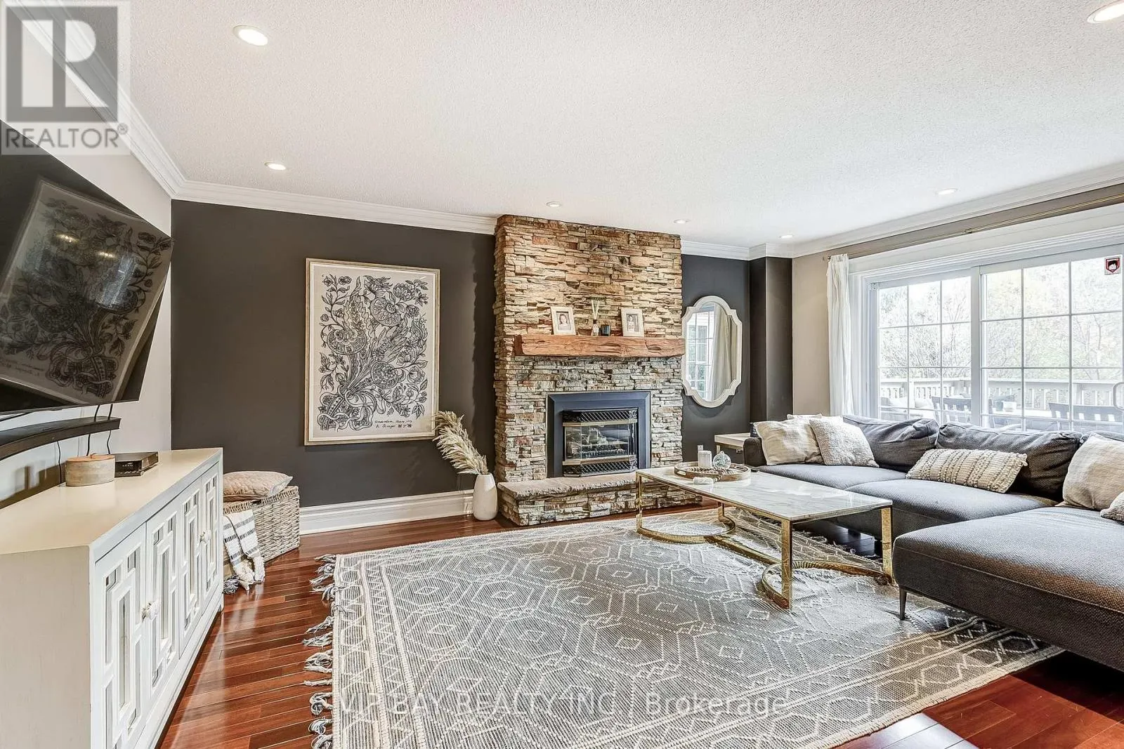 40 DAWNRIDGE TRAIL
