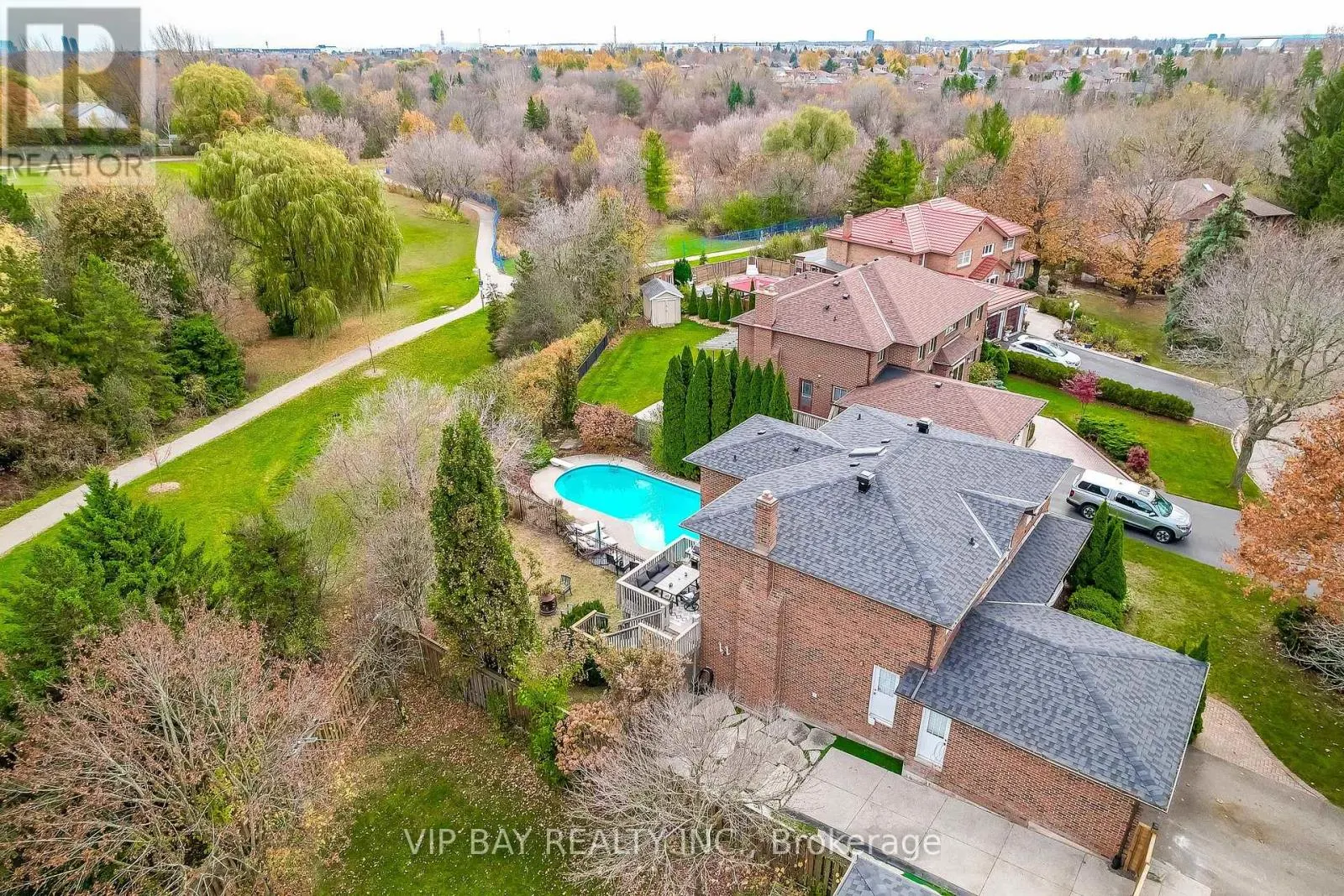 40 DAWNRIDGE TRAIL