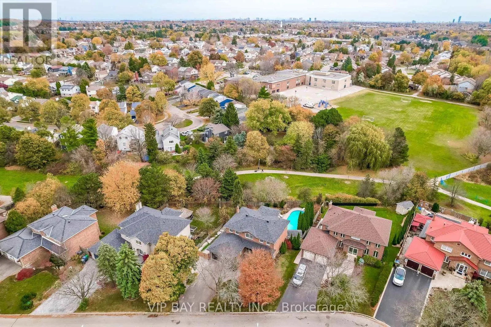 40 DAWNRIDGE TRAIL