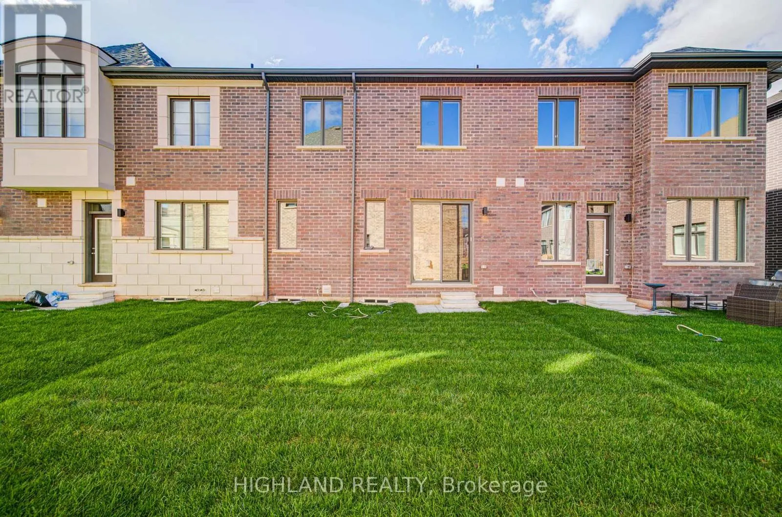 3149 MEADOWRIDGE DRIVE