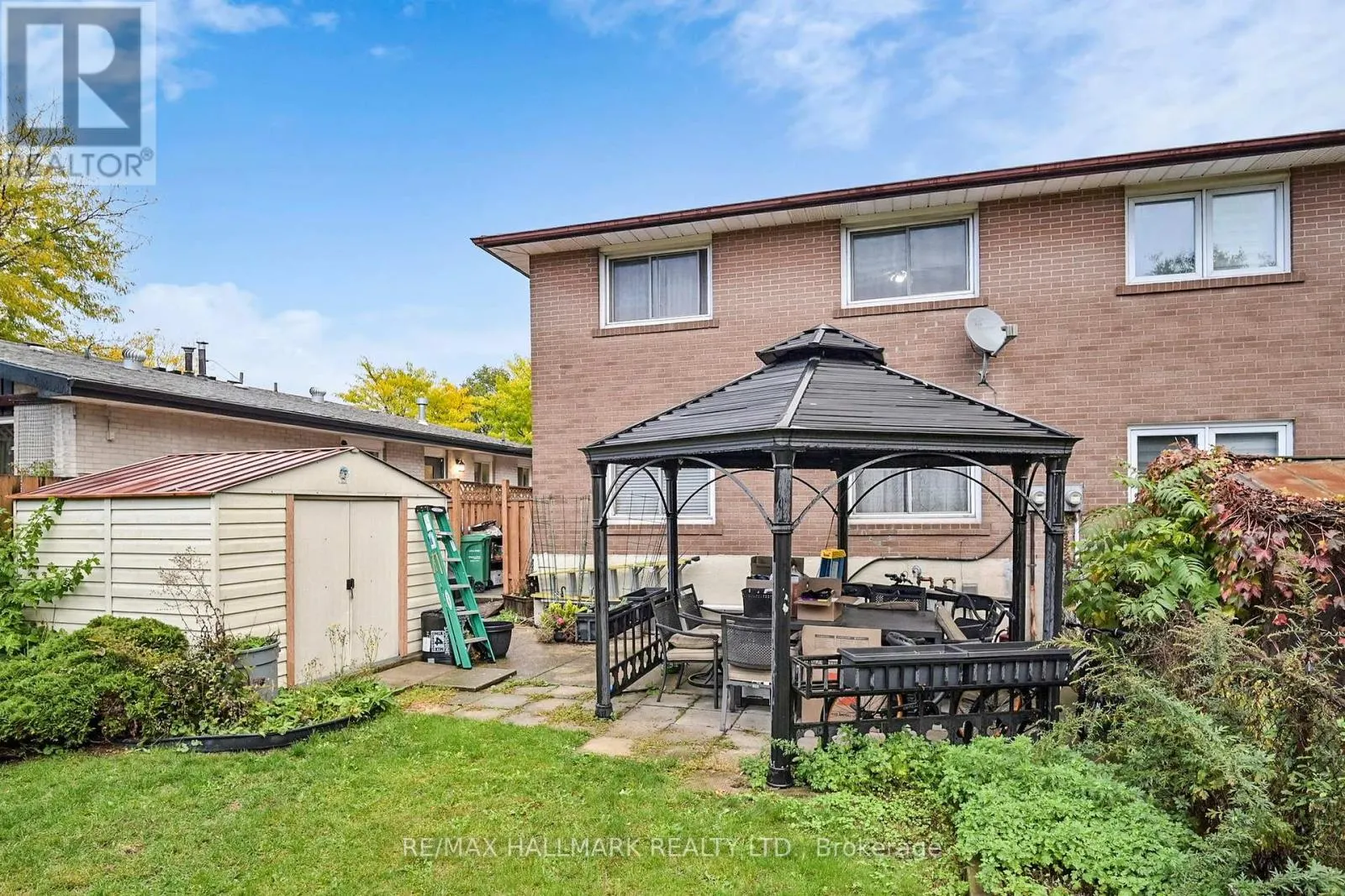 2066 FONTWELL CRESCENT