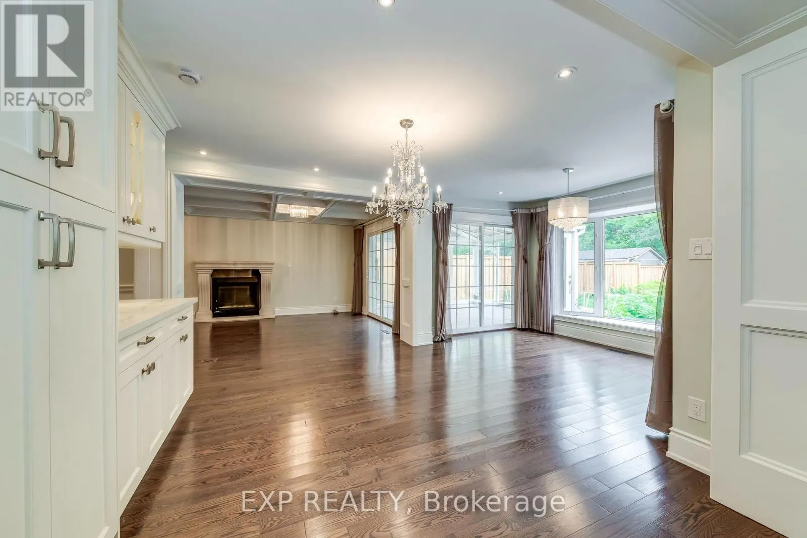 1135 MONTROSE ABBEY DRIVE