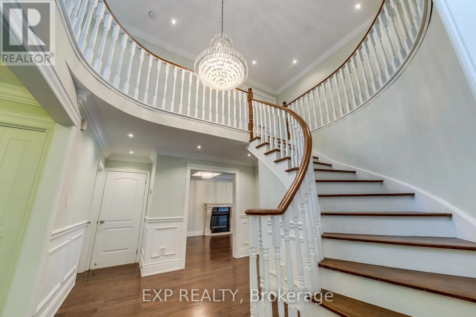 1135 MONTROSE ABBEY DRIVE