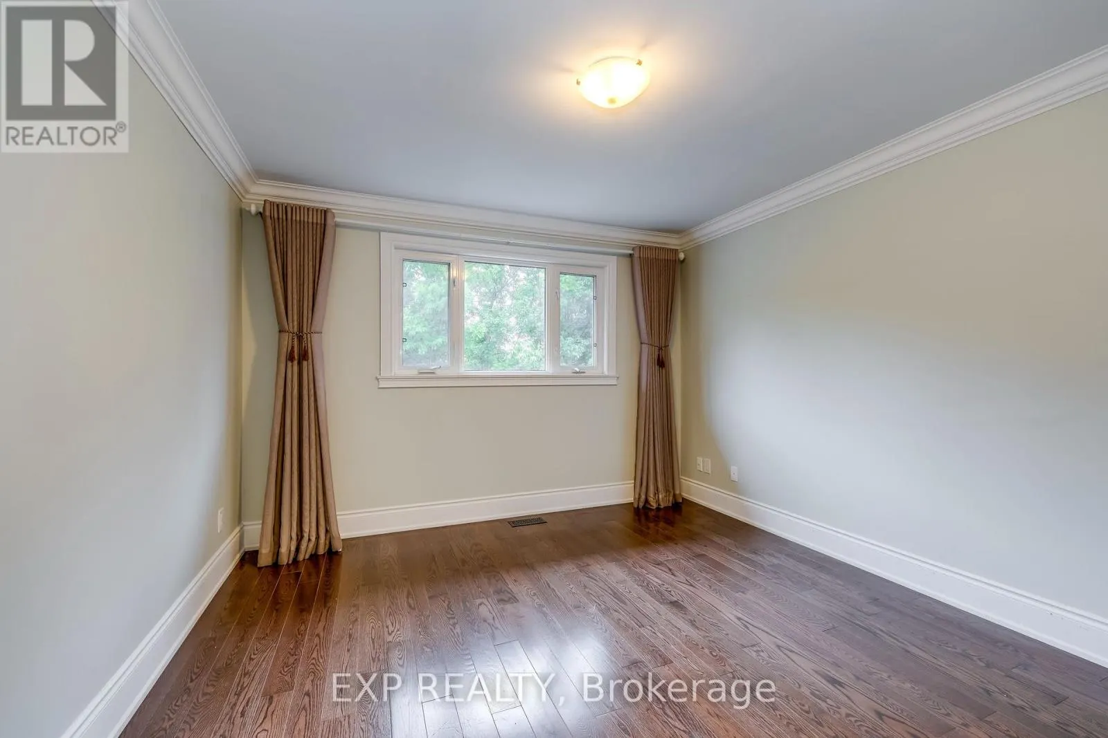 1135 MONTROSE ABBEY DRIVE