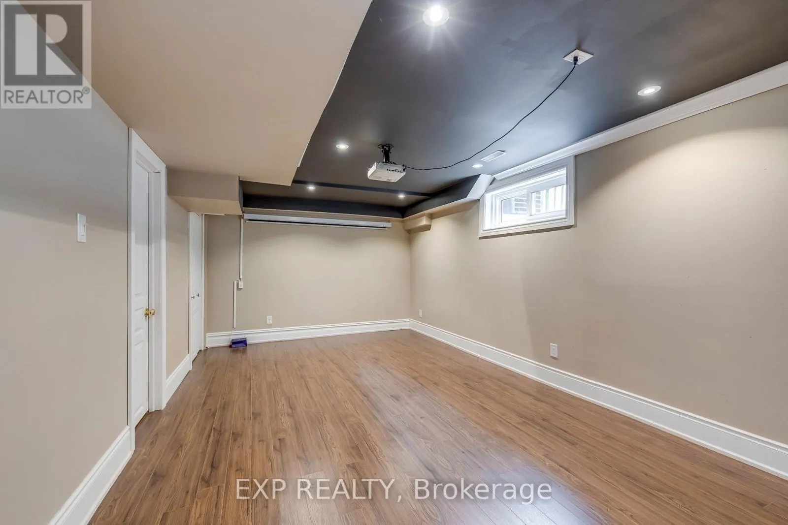 1135 MONTROSE ABBEY DRIVE