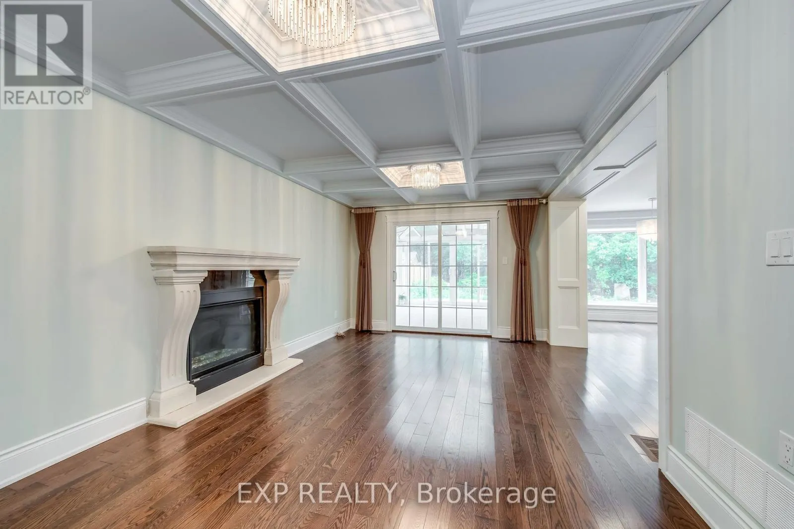 1135 MONTROSE ABBEY DRIVE