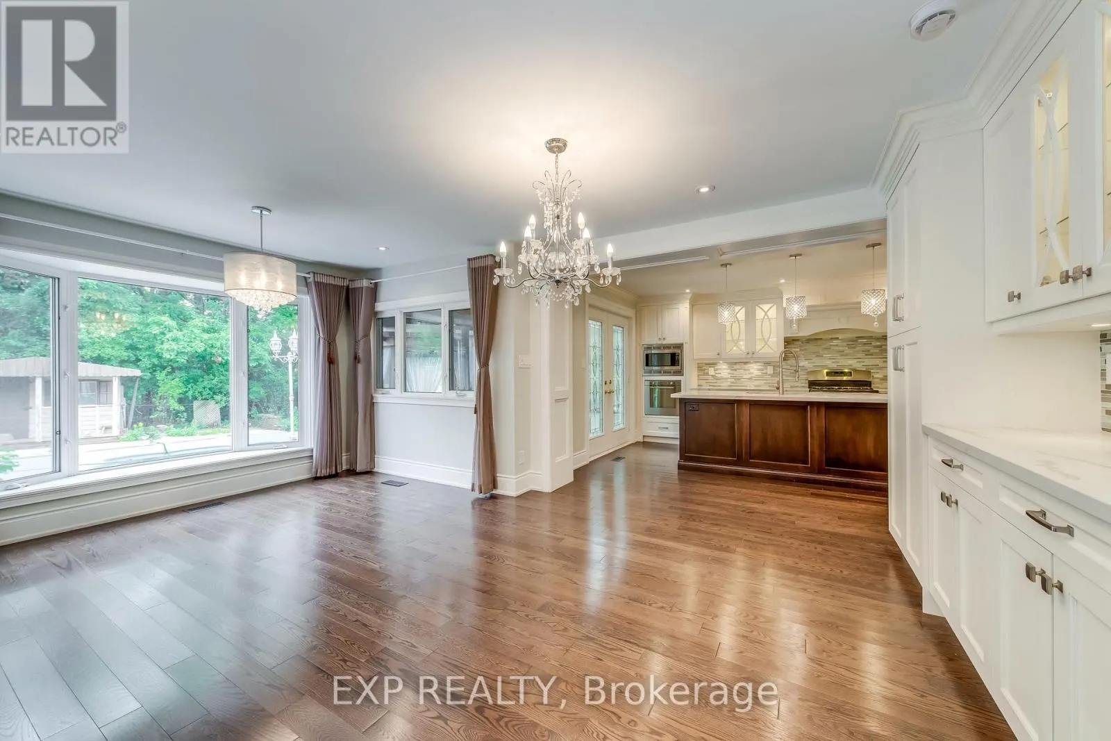 1135 MONTROSE ABBEY DRIVE