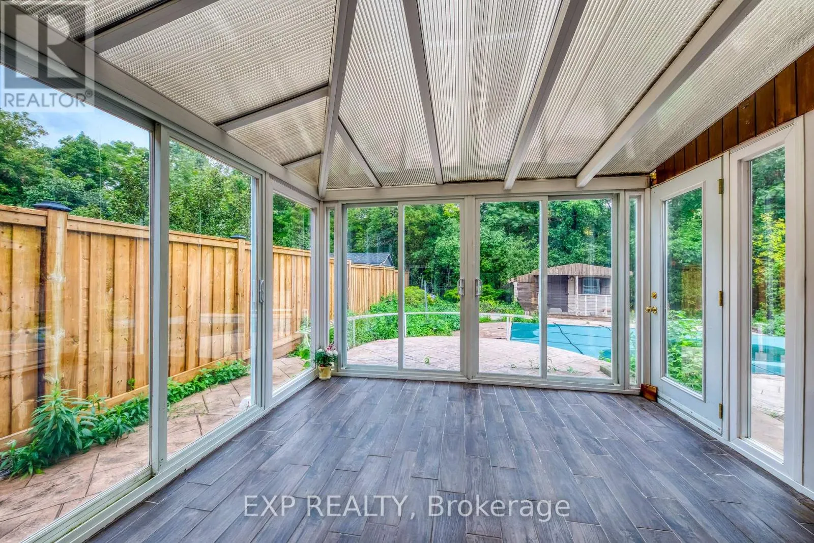 1135 MONTROSE ABBEY DRIVE
