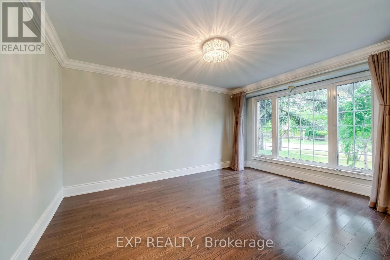 1135 MONTROSE ABBEY DRIVE
