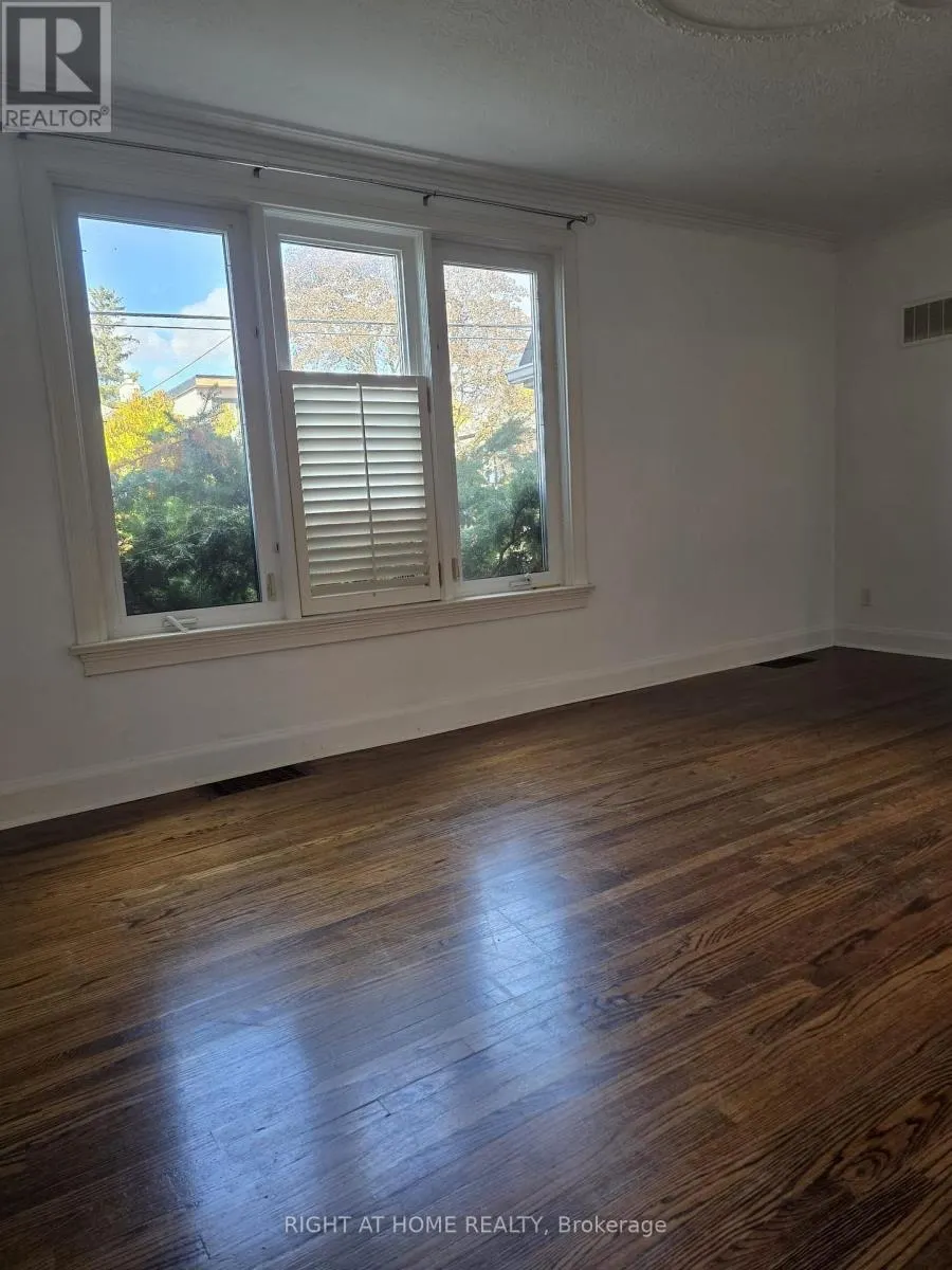 339 -UNIT1 RANEE AVENUE