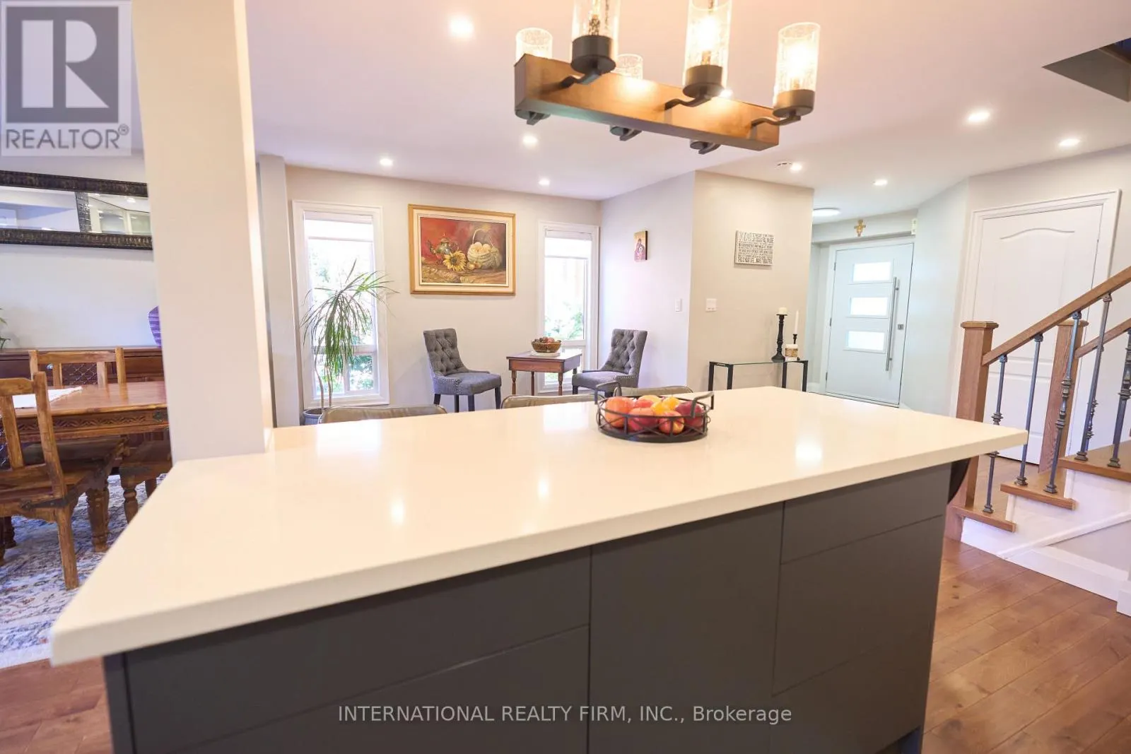 1493 WARBLER ROAD