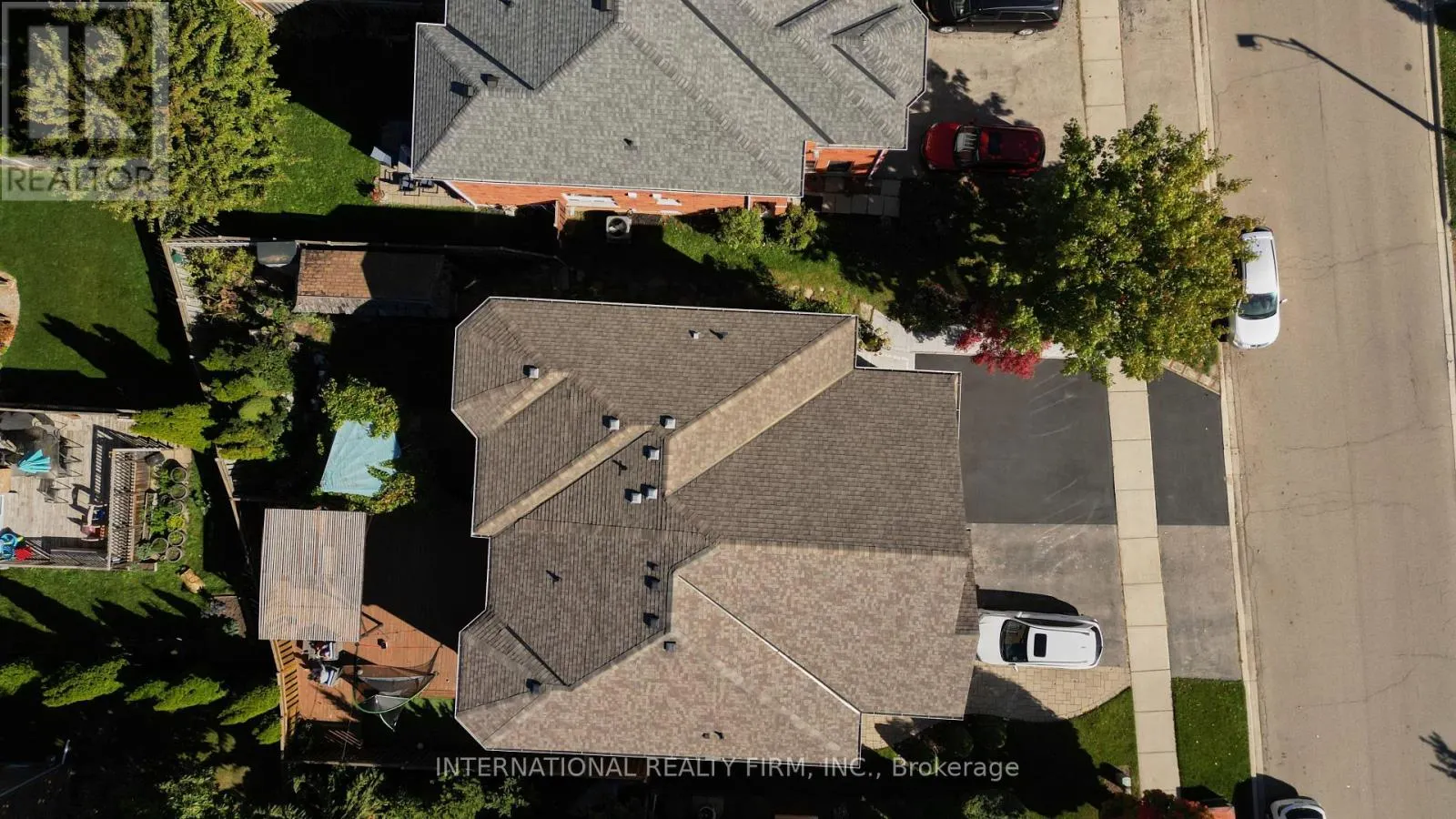 1493 WARBLER ROAD