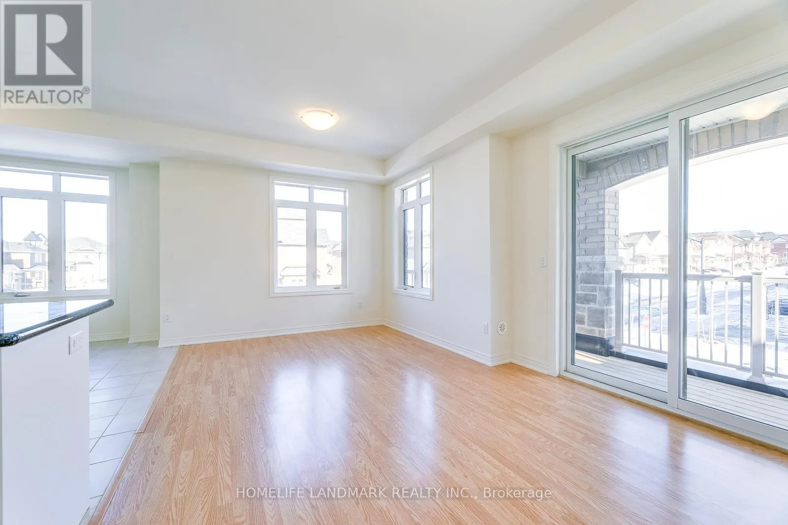 454 SILVER MAPLE ROAD