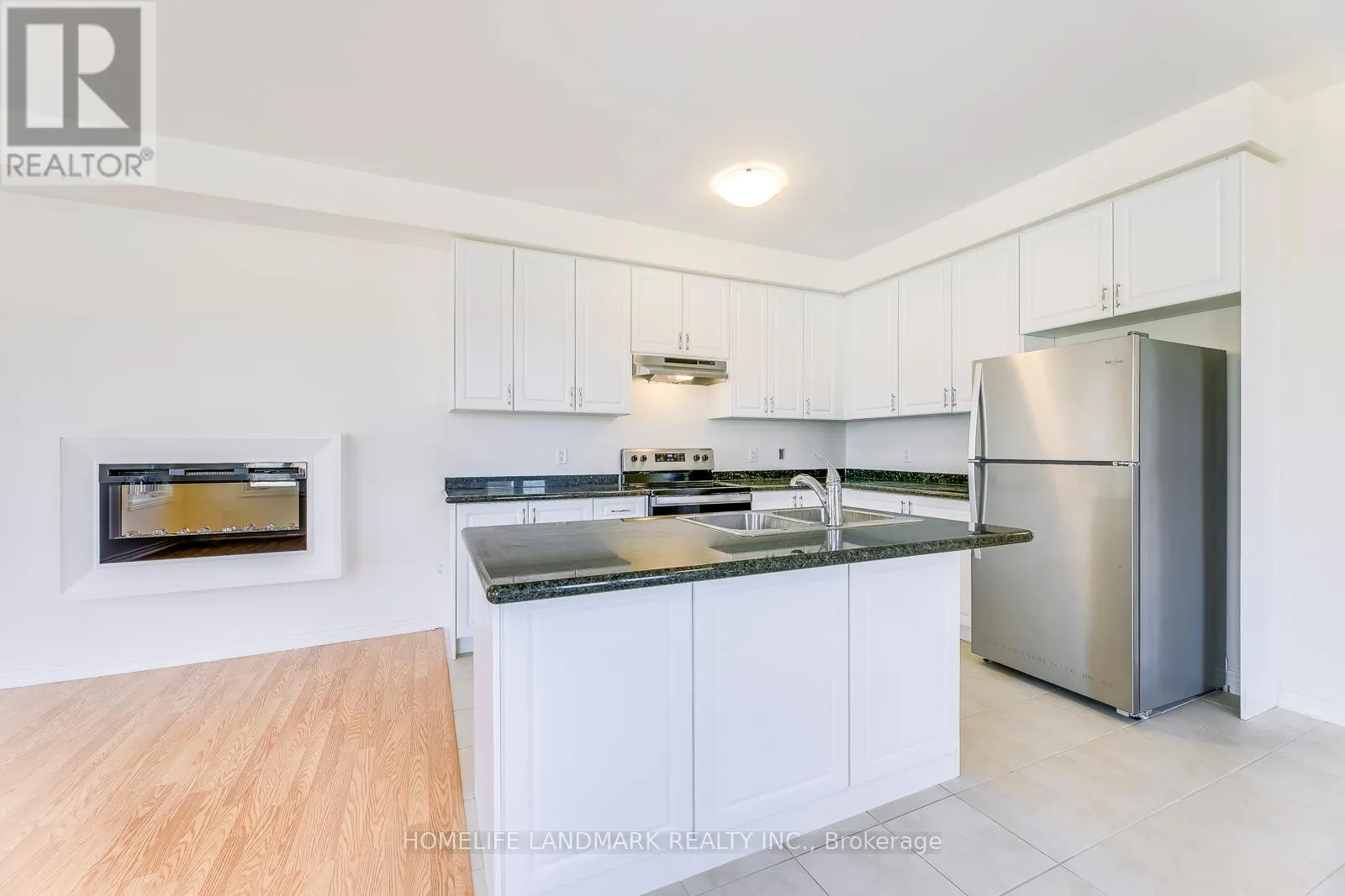 454 SILVER MAPLE ROAD