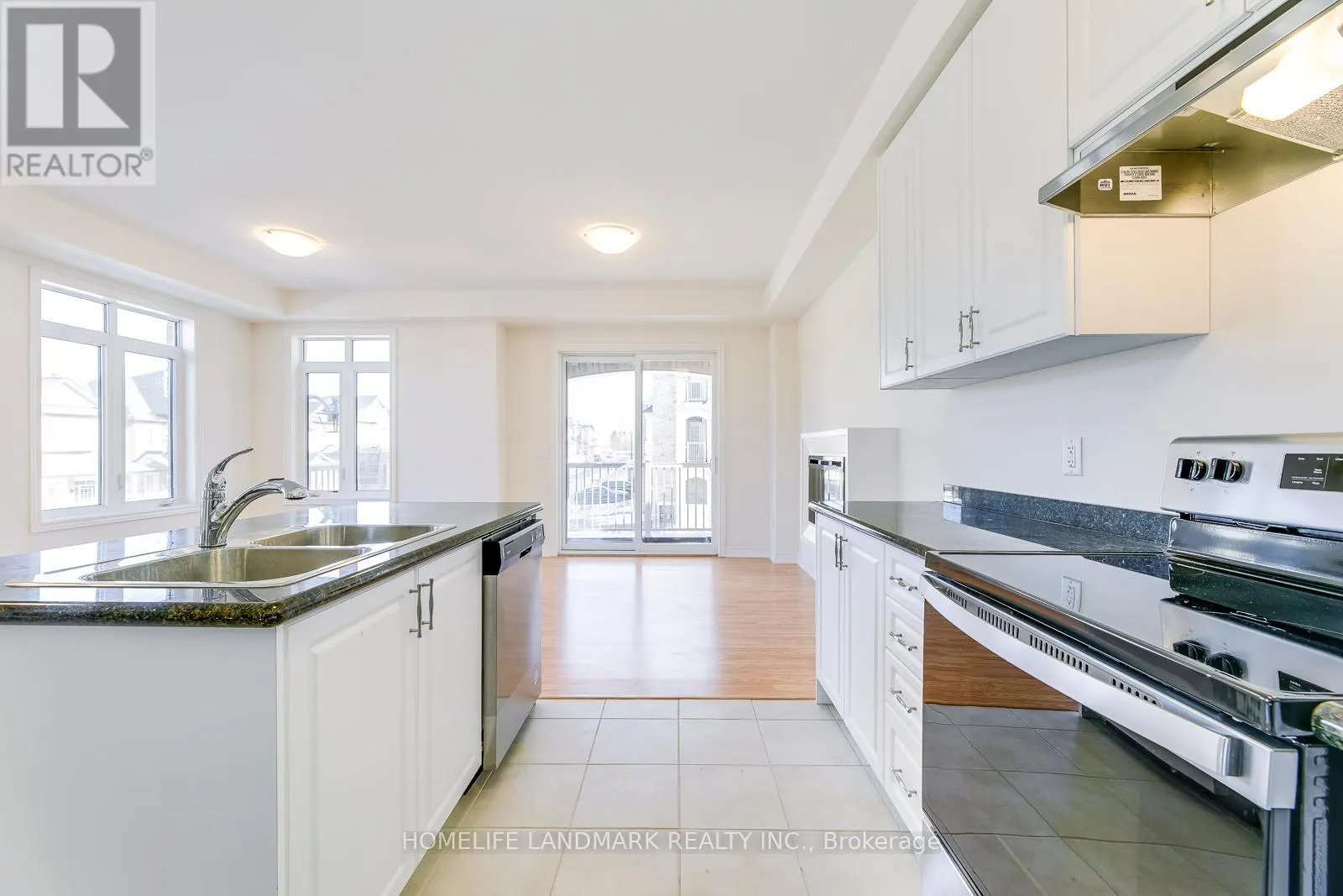 454 SILVER MAPLE ROAD