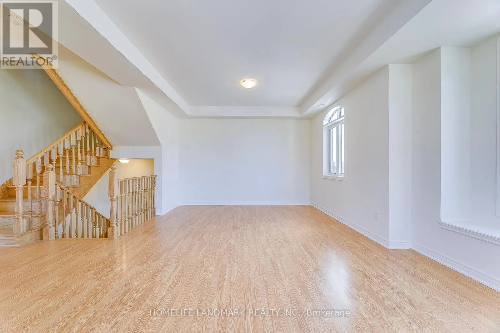 454 SILVER MAPLE ROAD