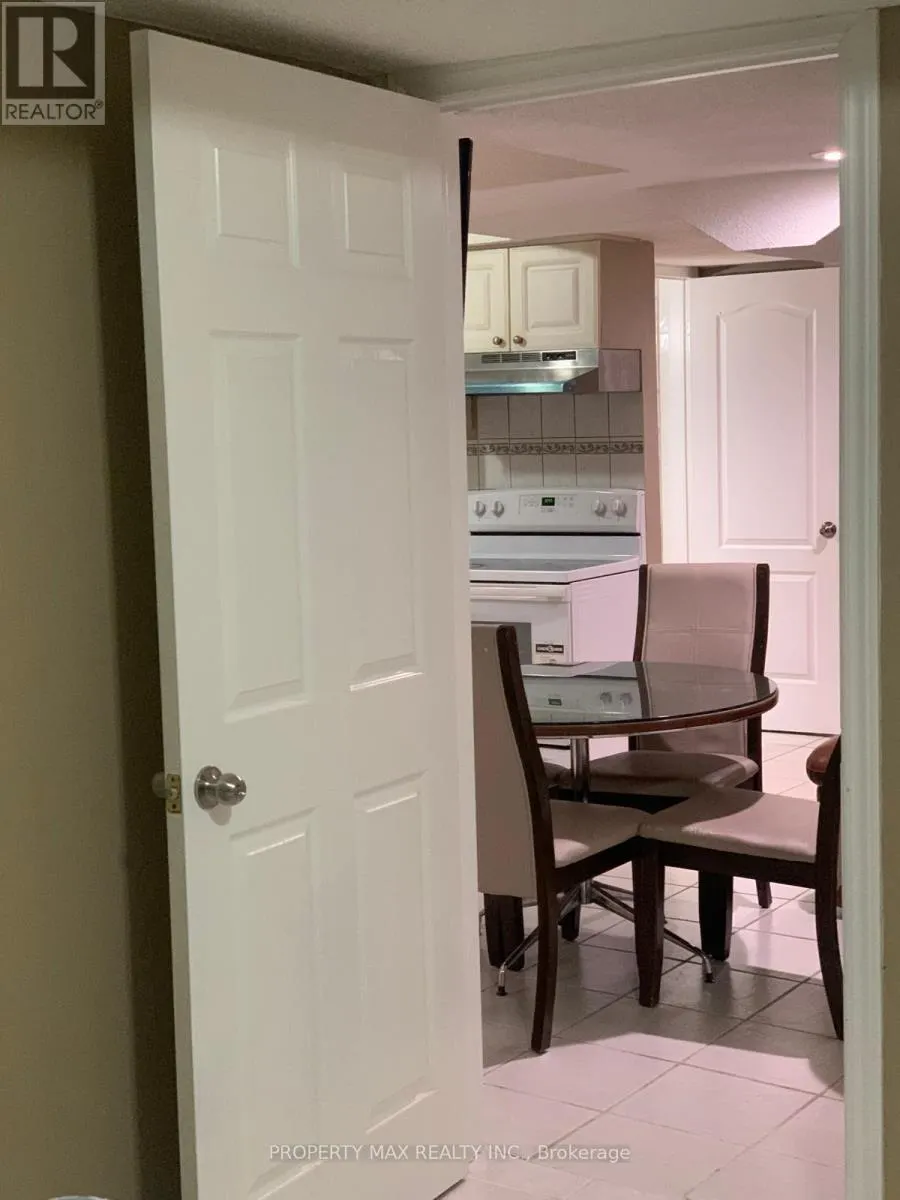 BSMT - 24 WHITE TAIL CRESCENT