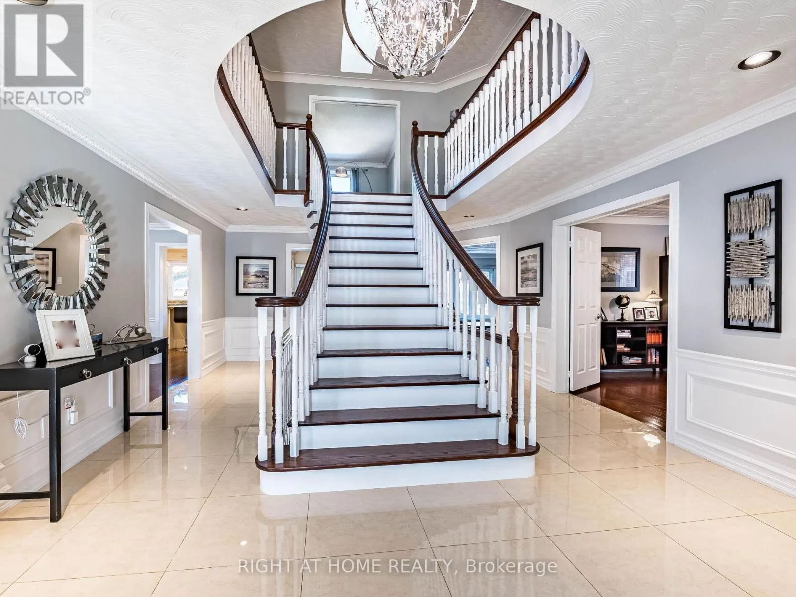 1477 BALLANTRAE DRIVE