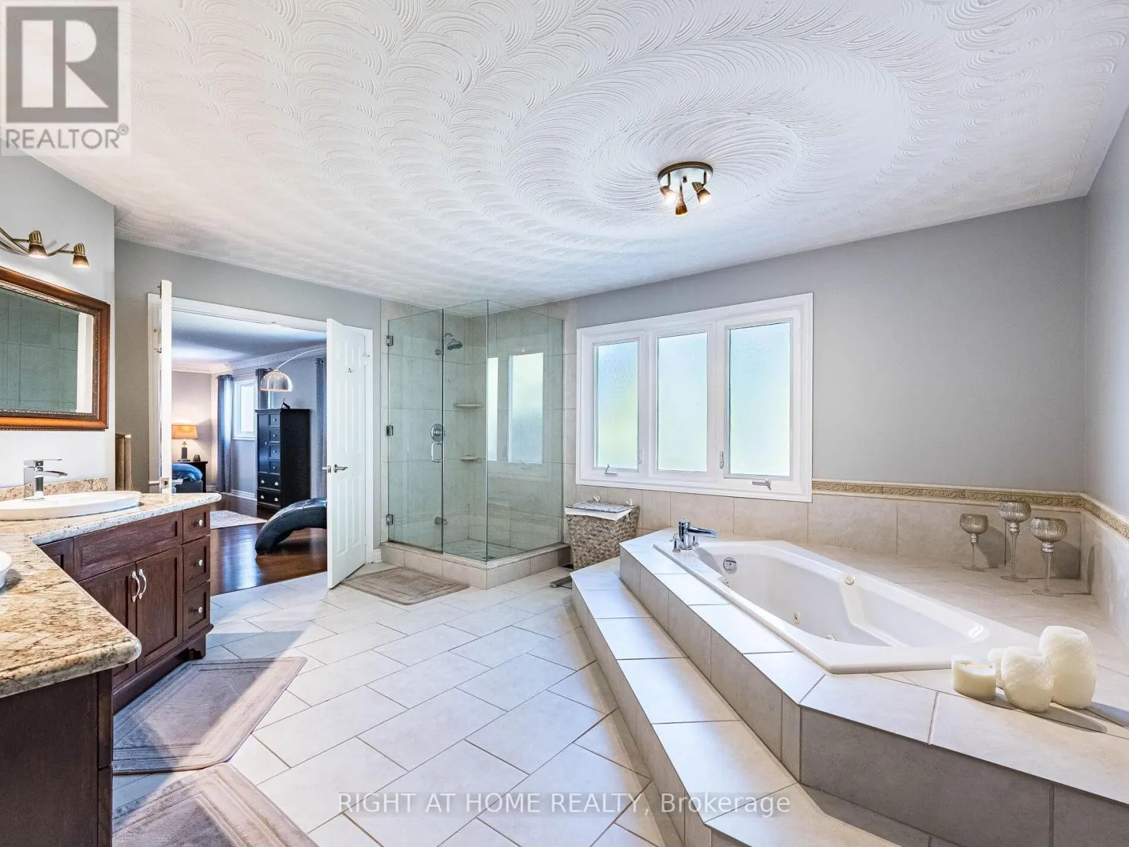 1477 BALLANTRAE DRIVE