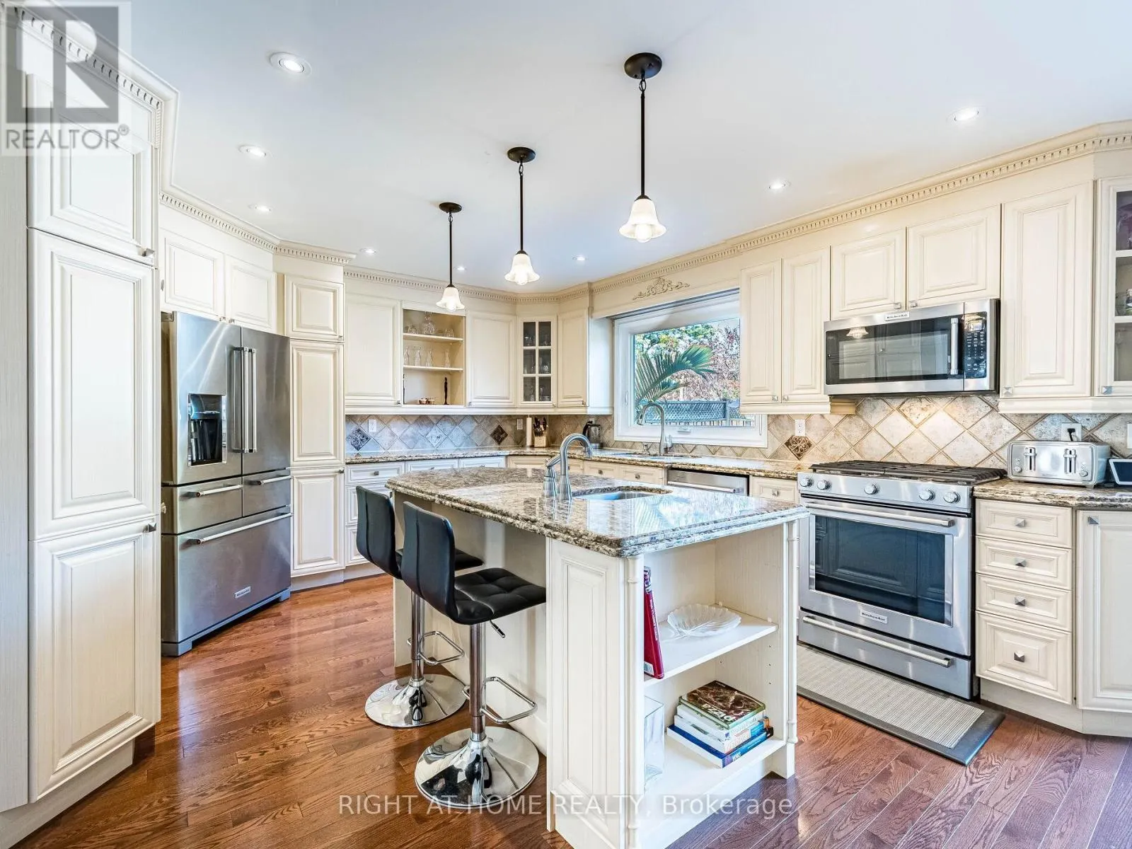 1477 BALLANTRAE DRIVE