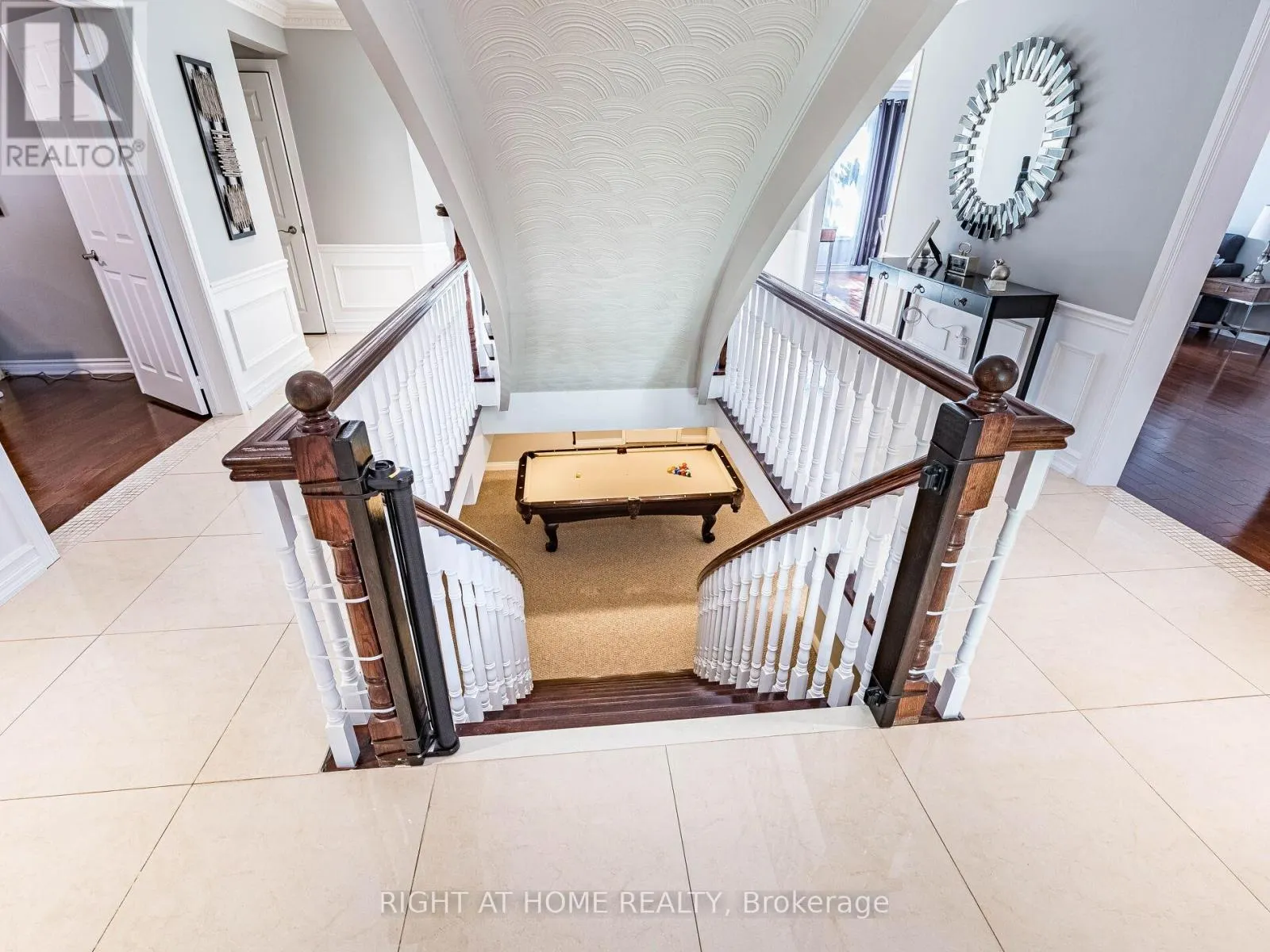 1477 BALLANTRAE DRIVE