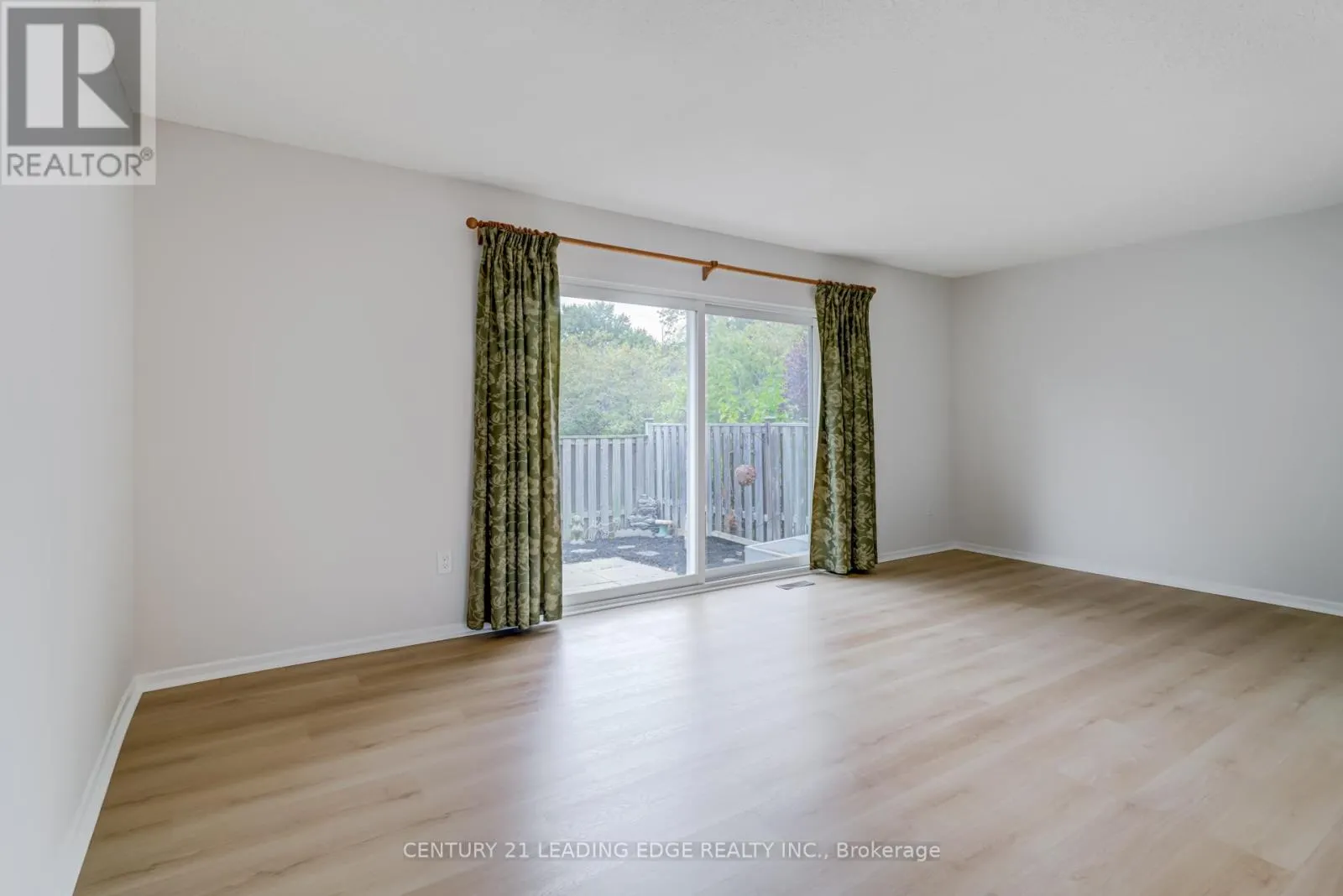 93 - 2779 GANANOQUE DRIVE