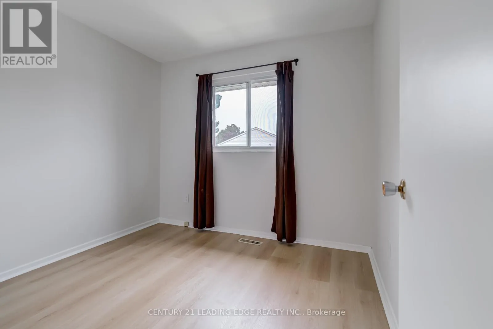 93 - 2779 GANANOQUE DRIVE