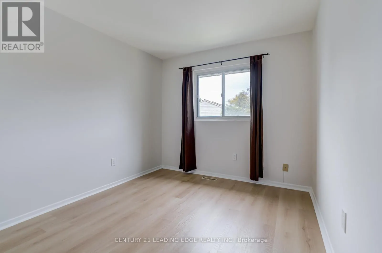 93 - 2779 GANANOQUE DRIVE