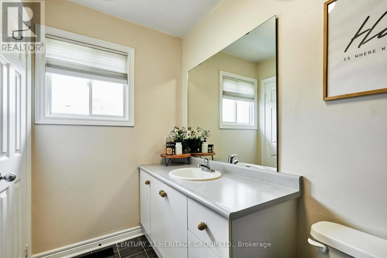 13 CARRIAGE HOUSE ROAD