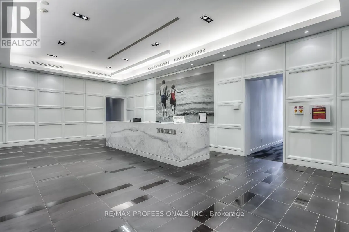 206 - 88 PARK LAWN ROAD