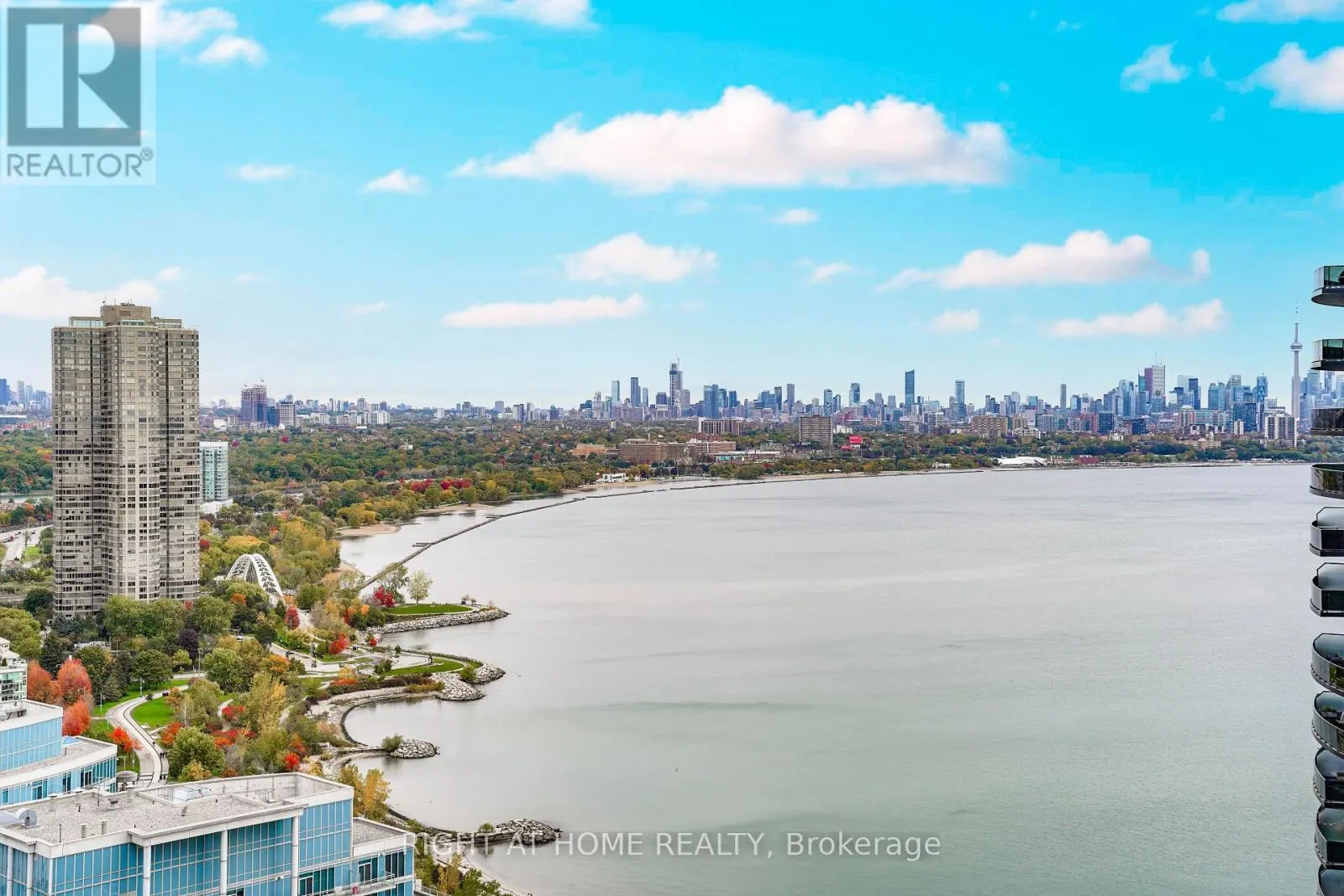 3001 - 38 ANNIE CRAIG DRIVE