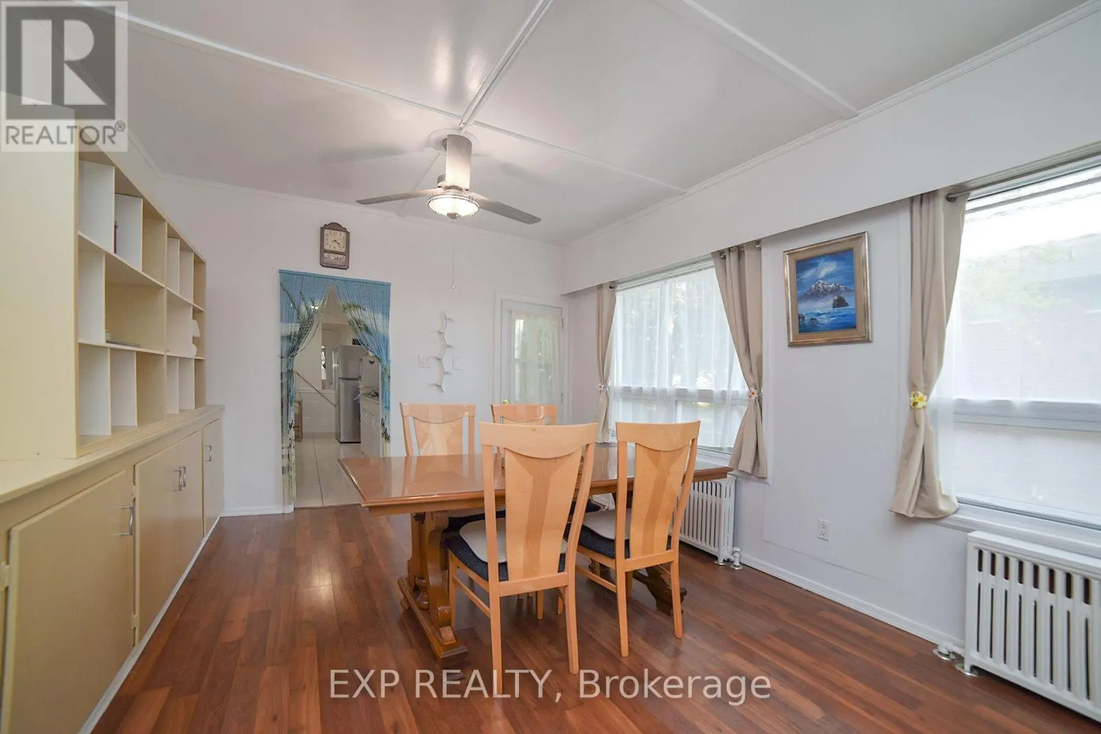 445 MARTIN GROVE ROAD