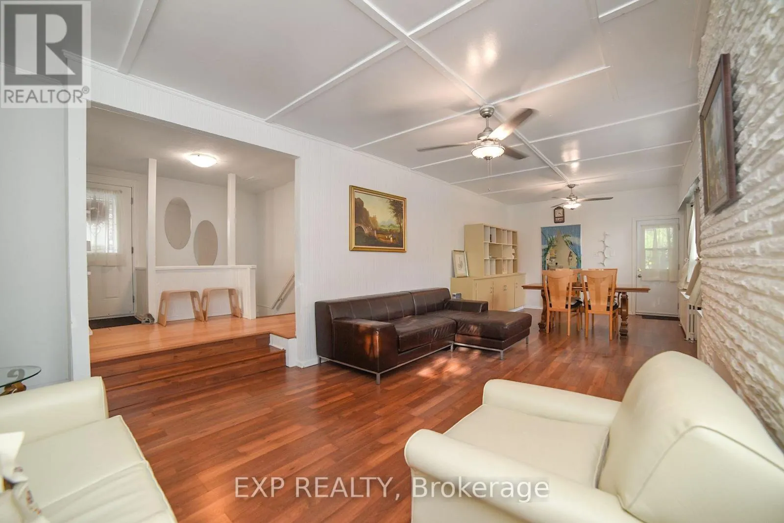 445 MARTIN GROVE ROAD