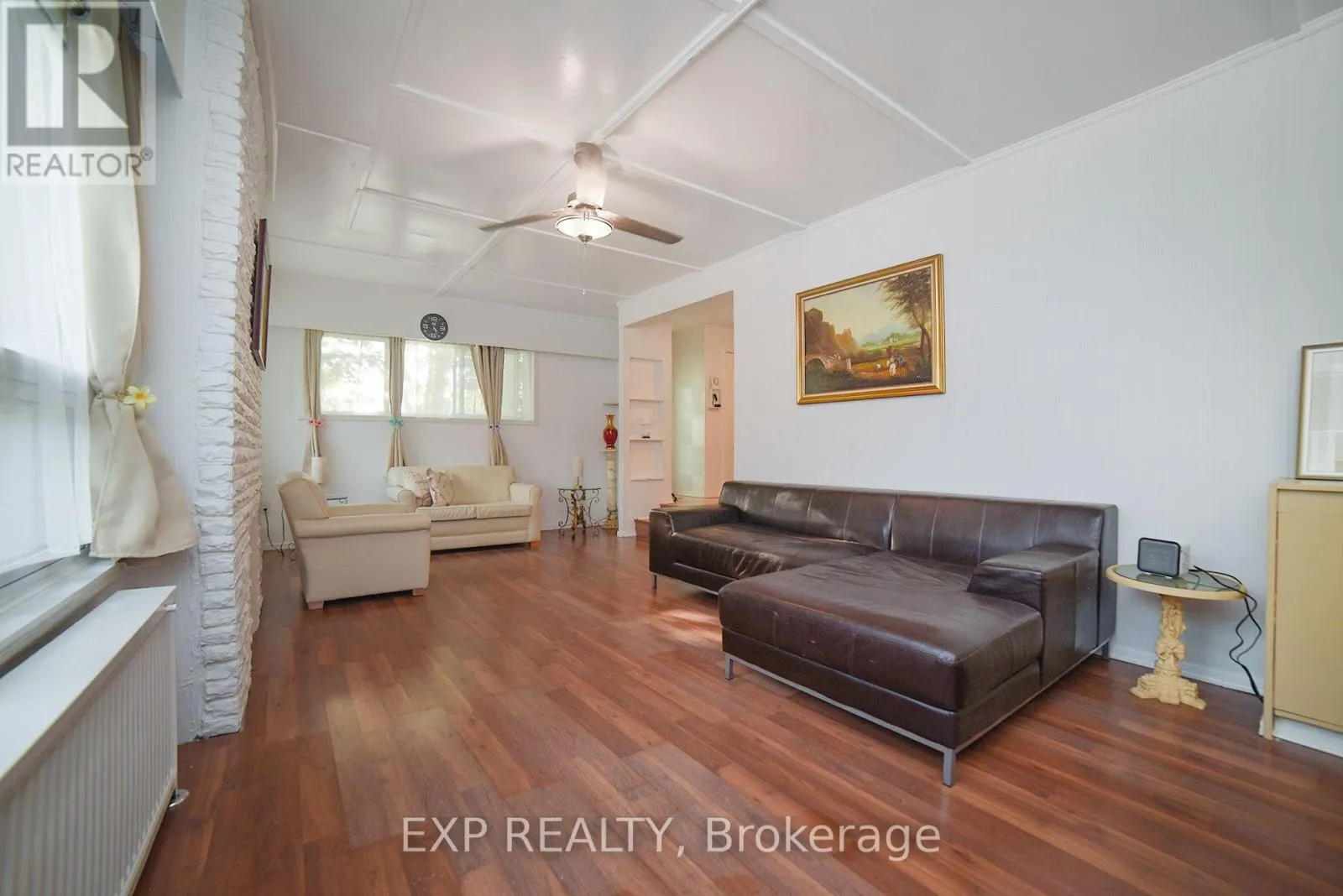 445 MARTIN GROVE ROAD