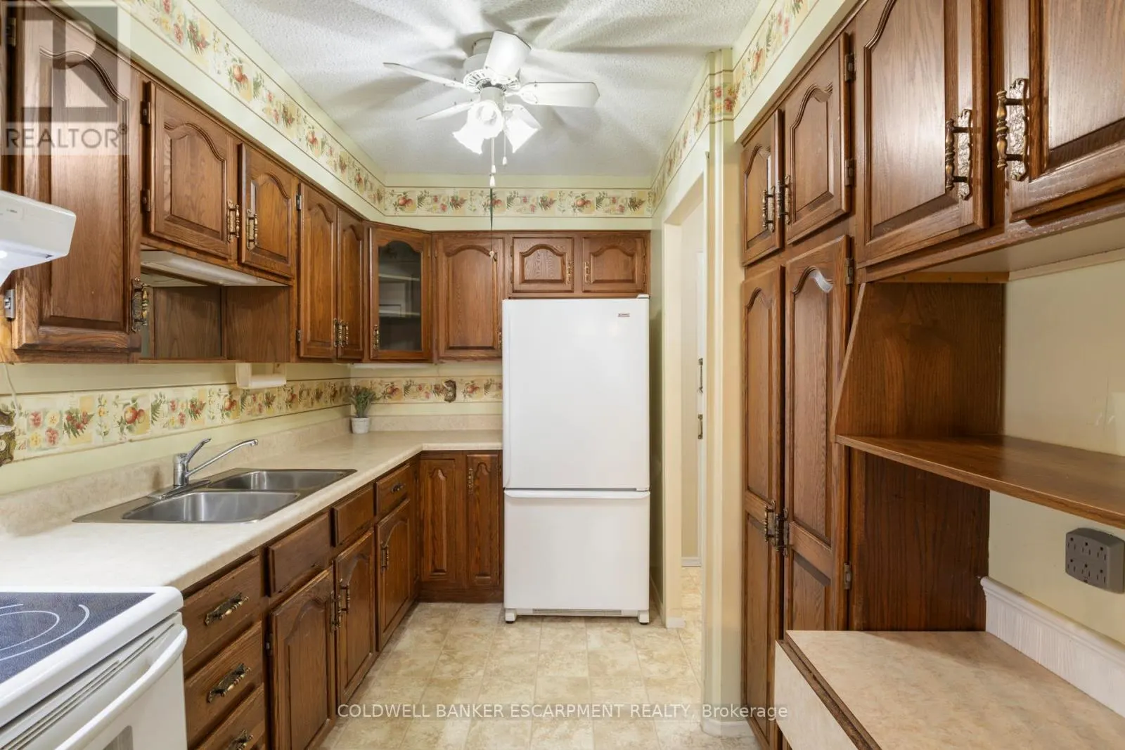 1005 - 81 MILLSIDE DRIVE