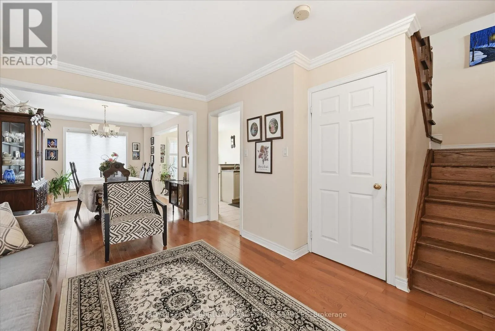 2279 MILFORD LANE