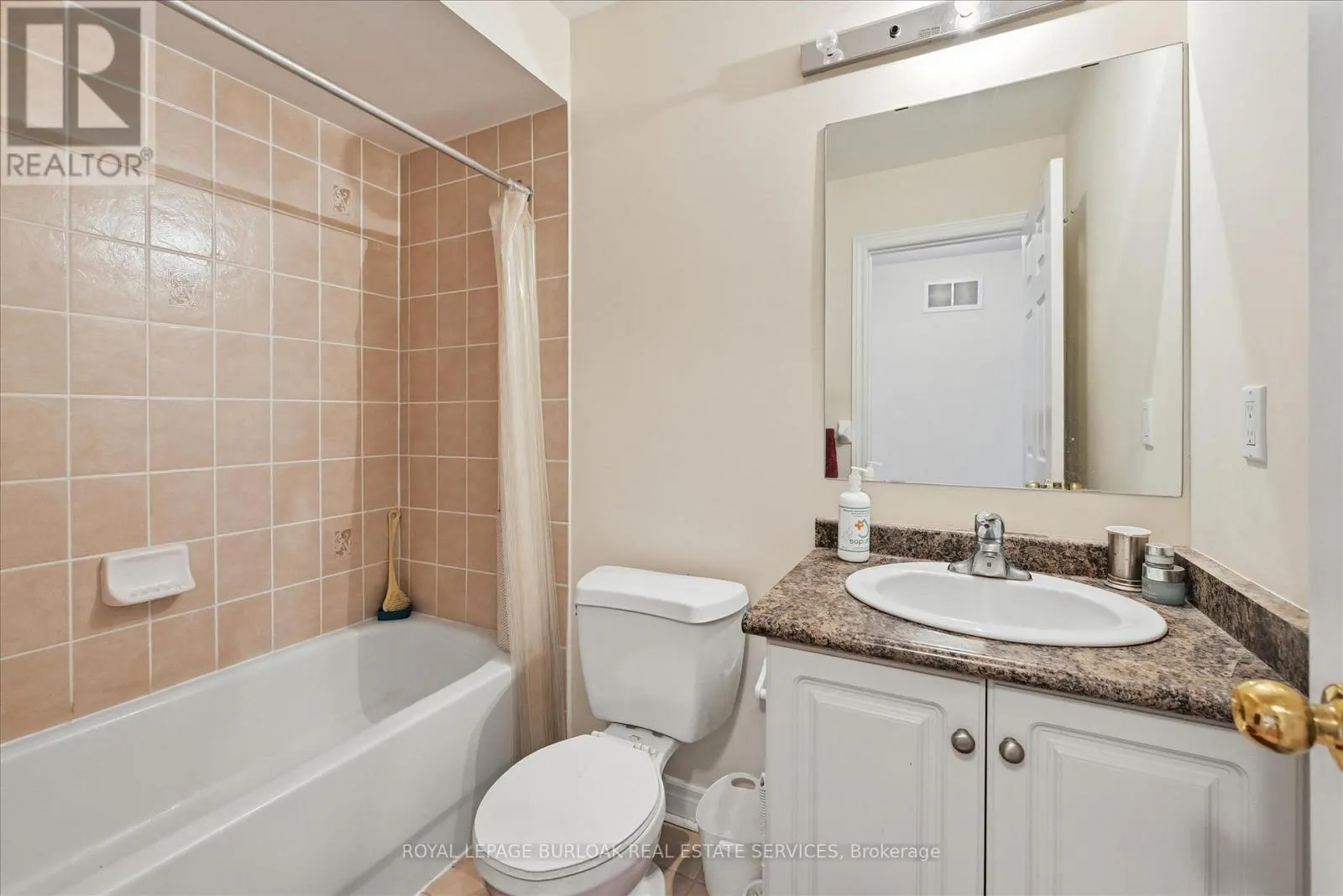 2279 MILFORD LANE