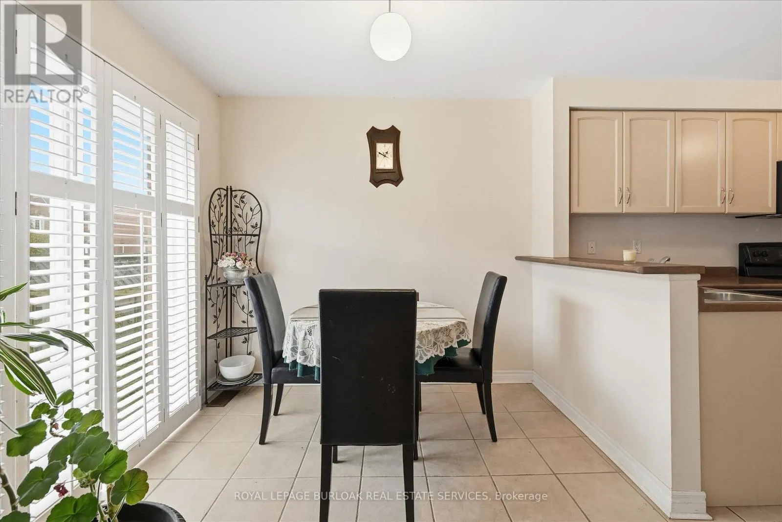 2279 MILFORD LANE