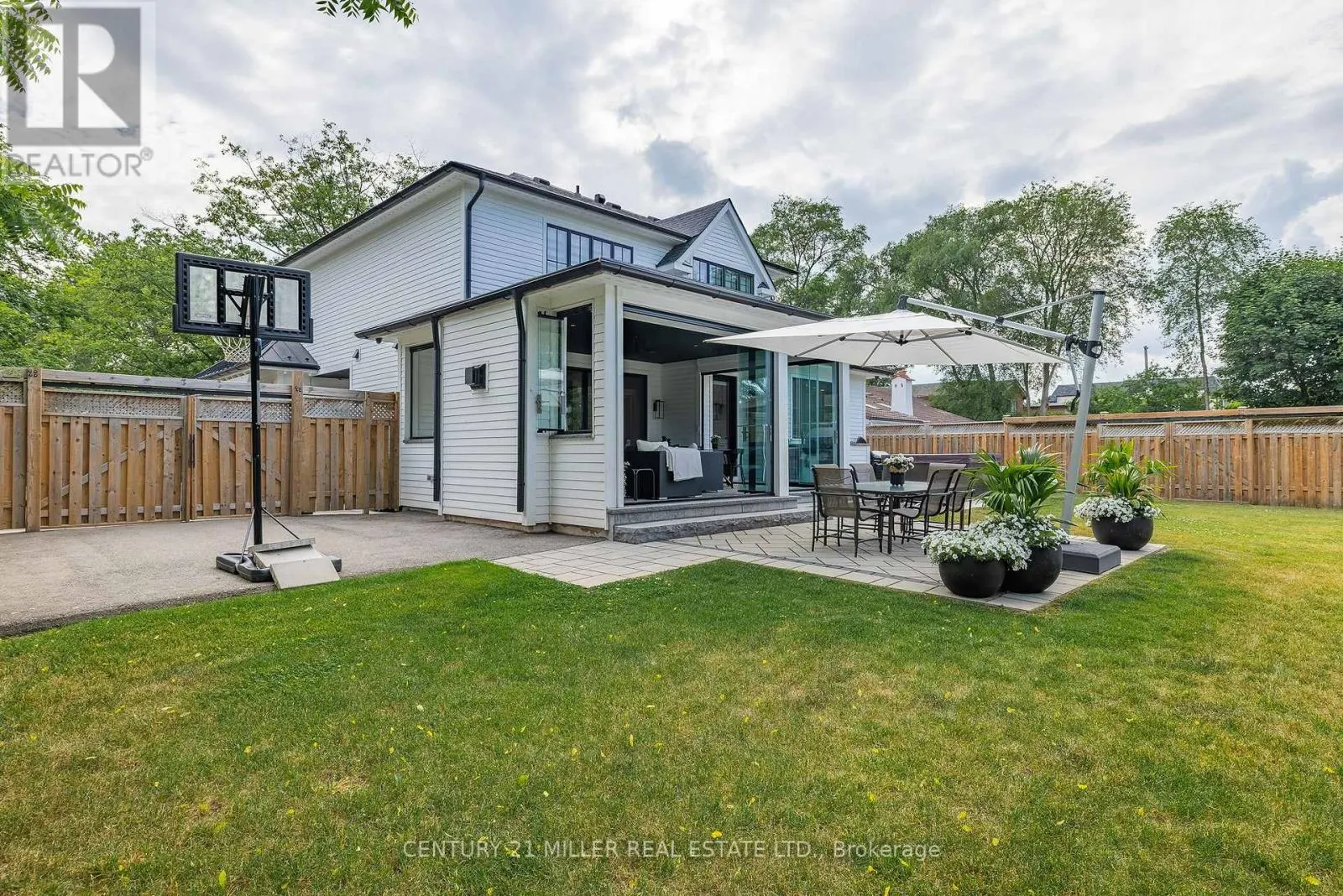 367 SEATON DRIVE