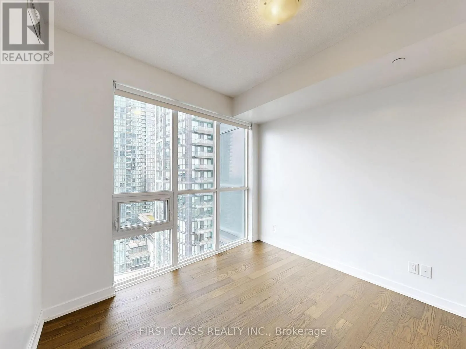 1802 - 4011 BRICKSTONE MEWS