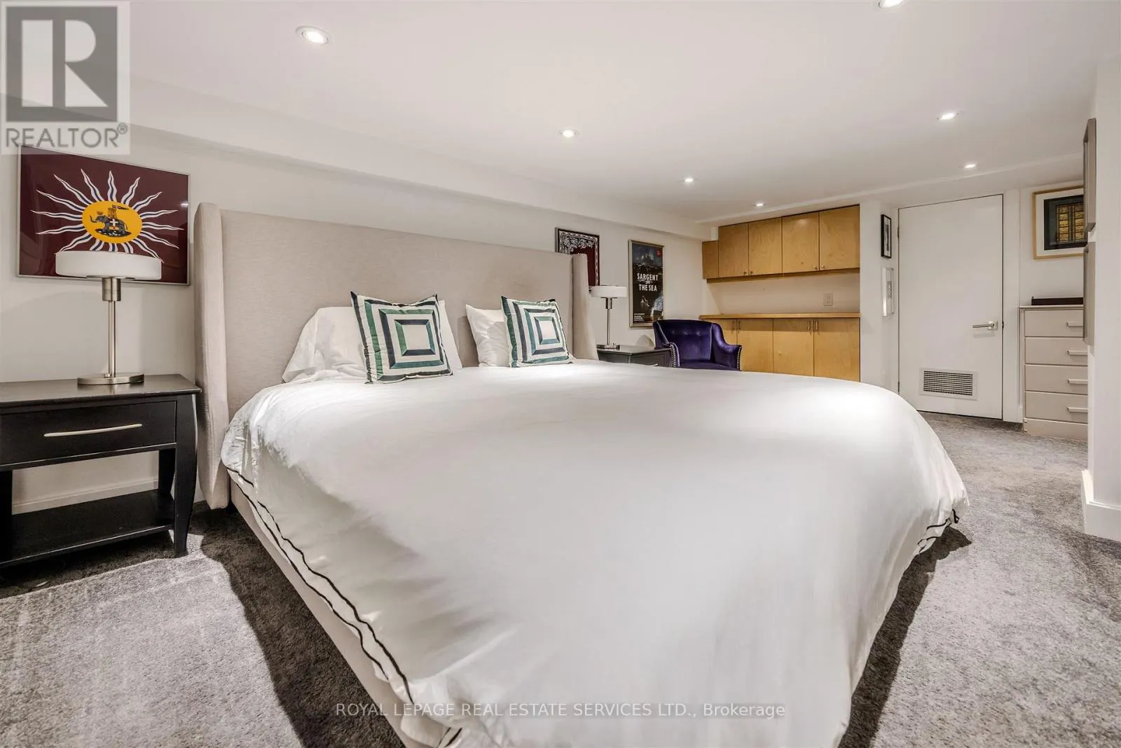 20 VERBENA AVENUE