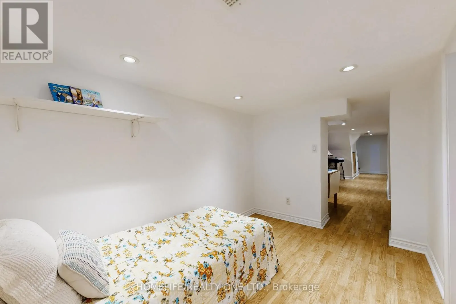 19 MORLAND ROAD