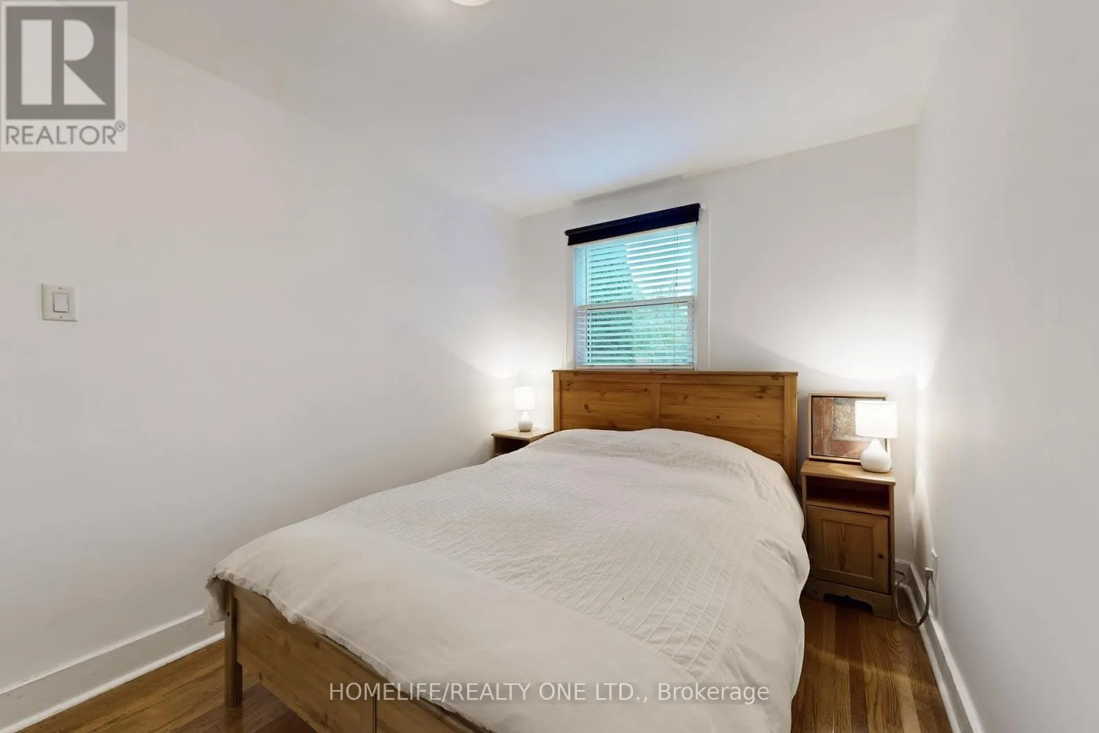 19 MORLAND ROAD