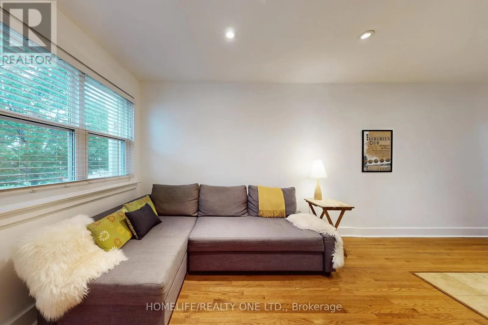 19 MORLAND ROAD
