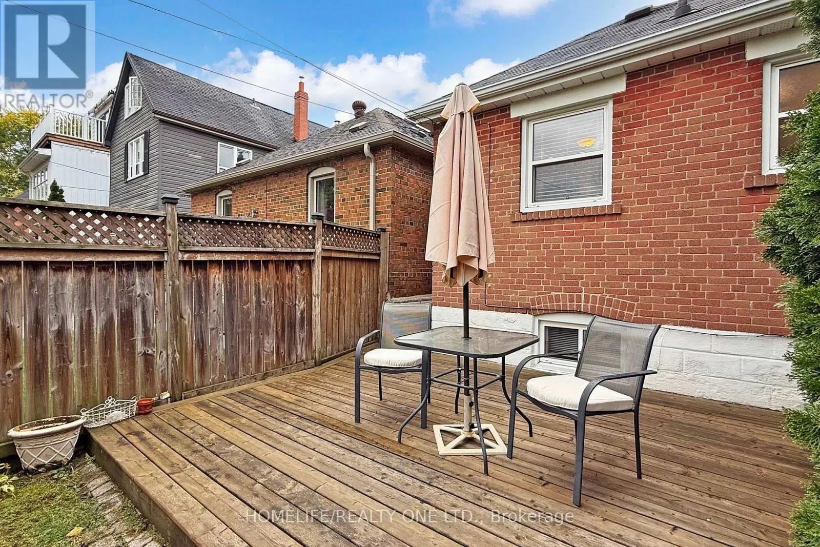 19 MORLAND ROAD